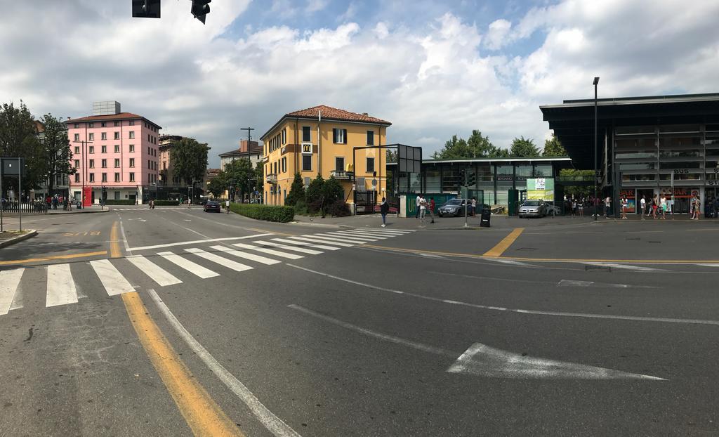 Suite Tower Bergamo Exterior foto